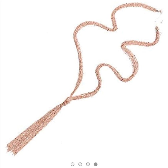 🌸Rose Gold Necklace - Picture 4 of 7